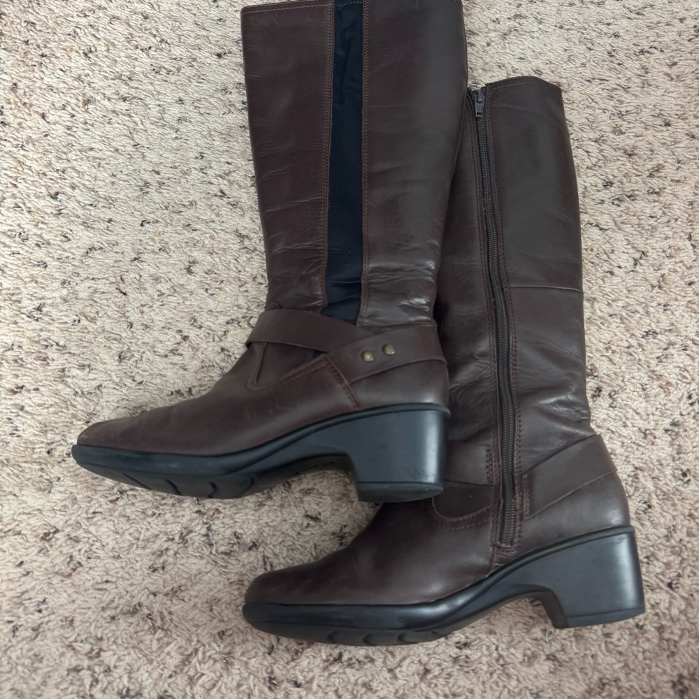 Clarks Brown Riding Boots 7.5